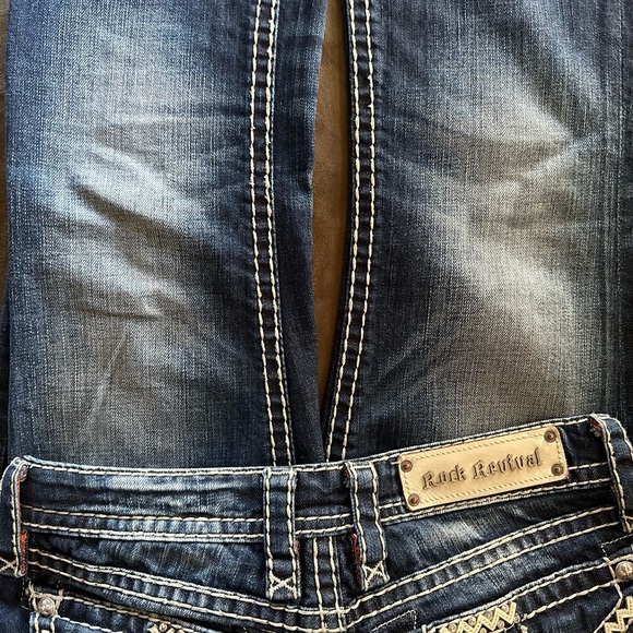 Elaina Boot RR Jeans - Picture 10 of 13